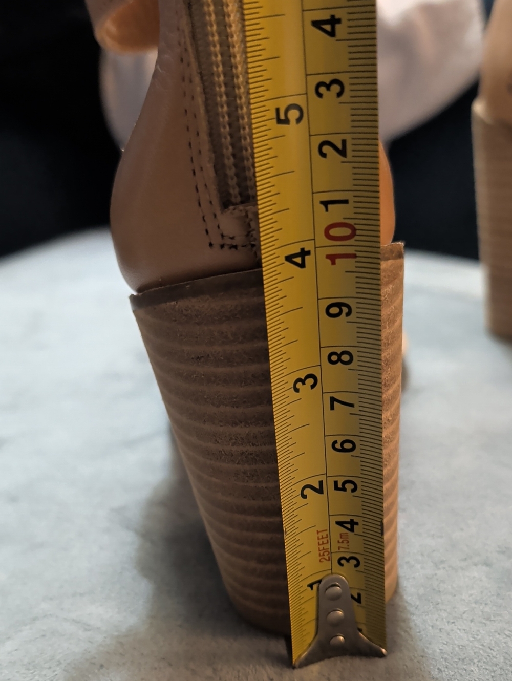 Lucky Brand Tan Leather Strappy Block Heel Sandals, Size 8 - Picture 8 of 8